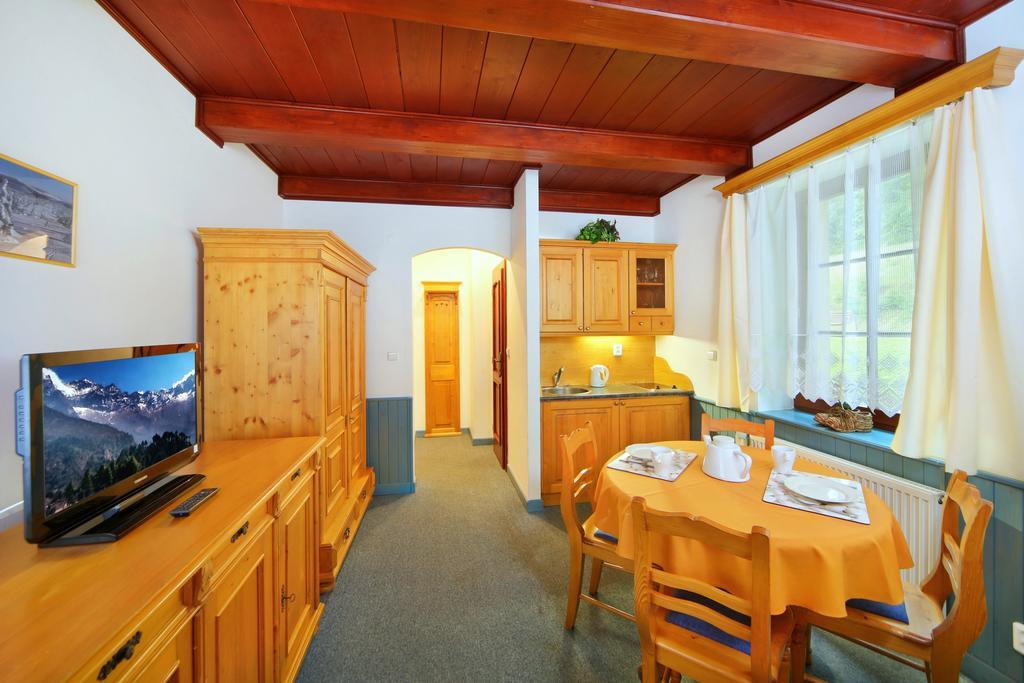 Gasthuis Vila Anicka 3*